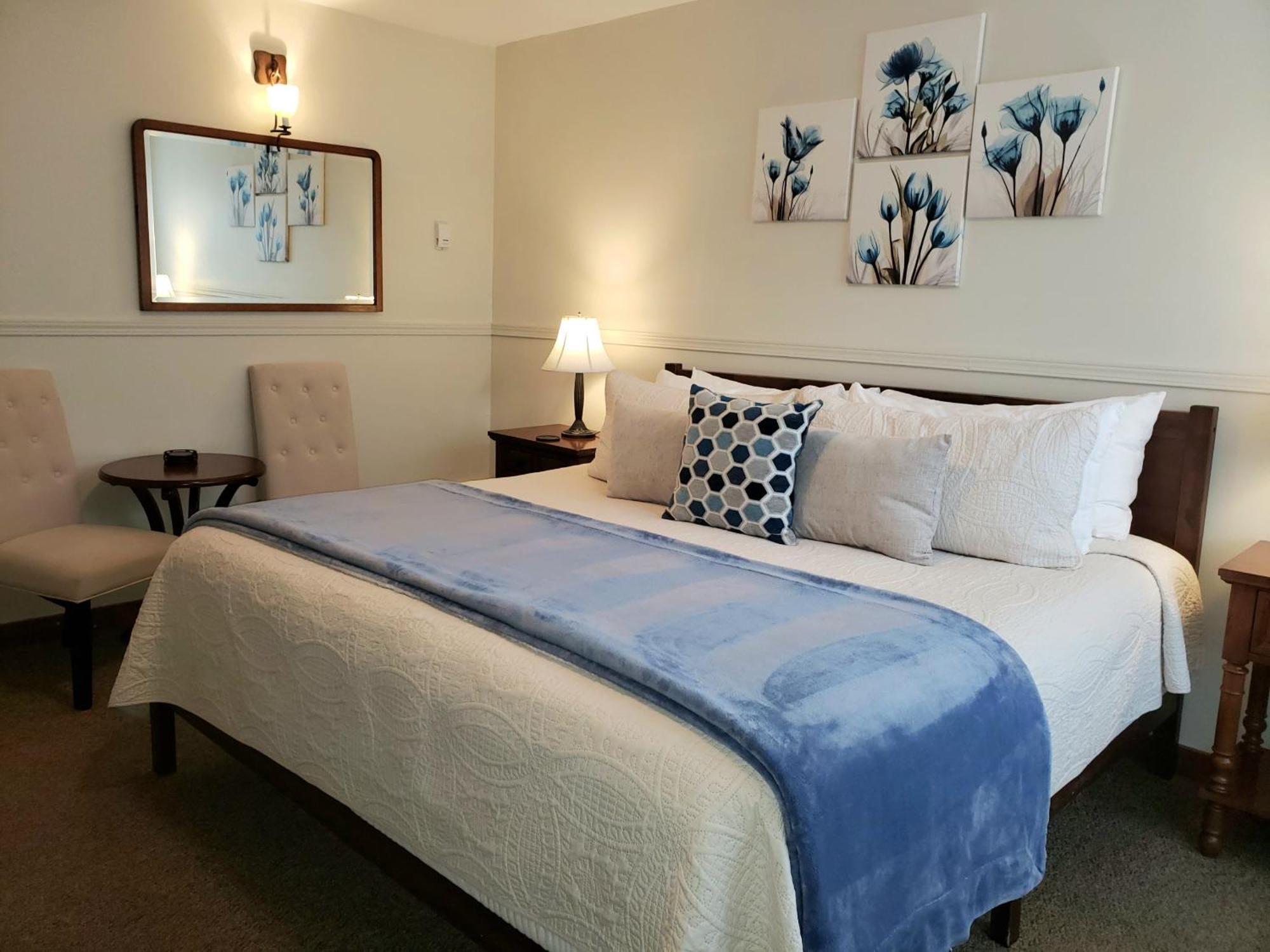 The Heron Inn And Day Spa La Conner Exterior photo